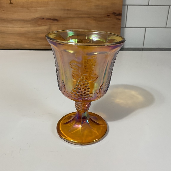 VTG Indiana Carnival Glass Marigold Goblet Iridescent Amber Harvest Grape - Picture 4 of 5